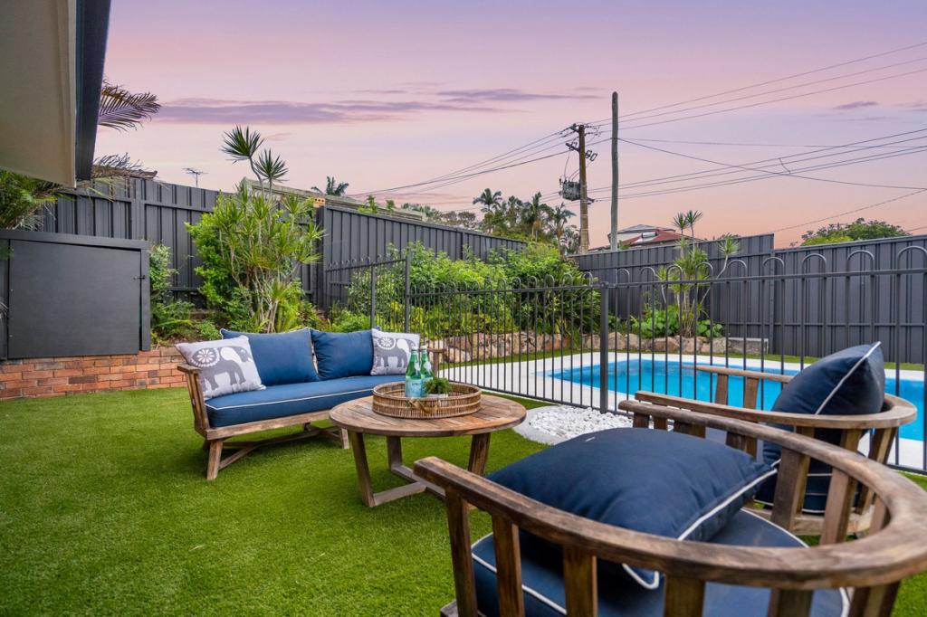 16 Jacqueline Ave, Springwood, QLD 4127