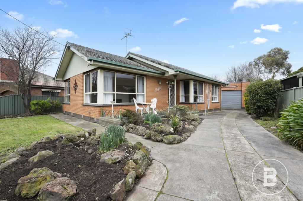 1178 Norman St, Wendouree, VIC 3355