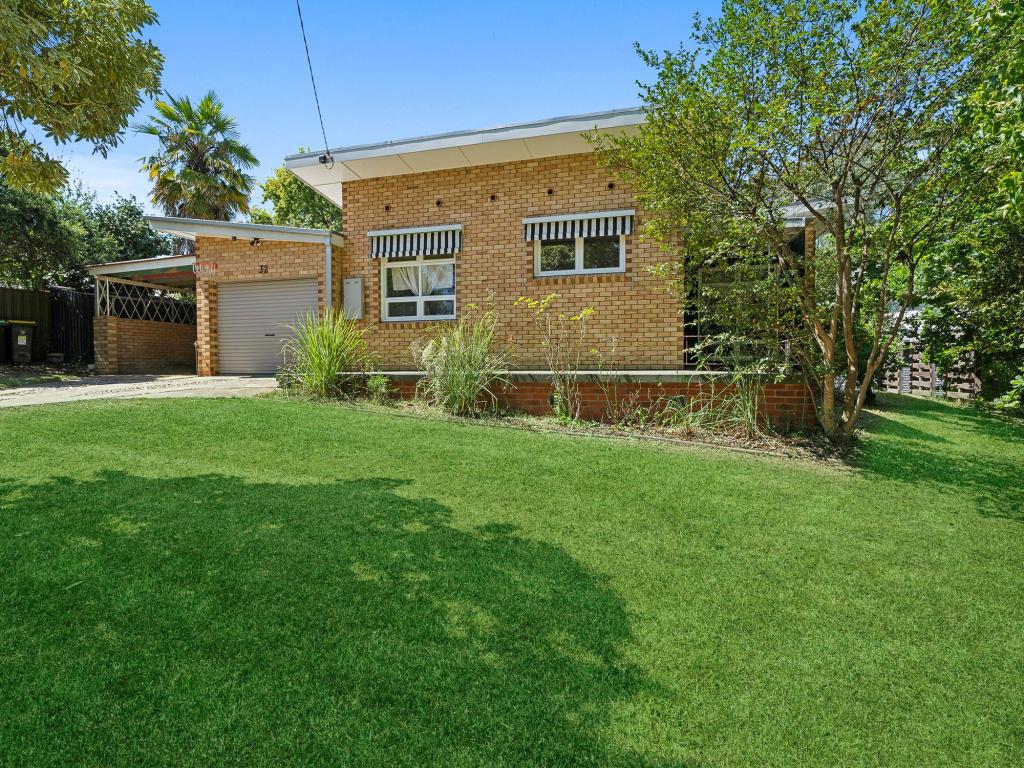 32 Lawrence St, Myrtleford, VIC 3737