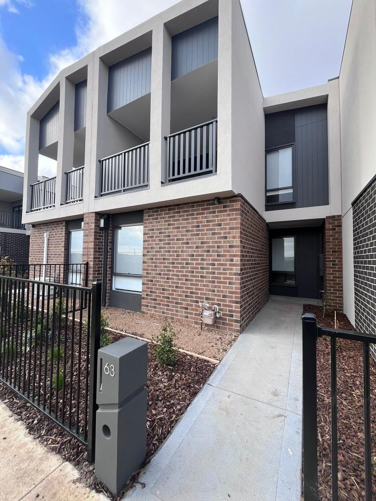63 MESSARA WALK, TRUGANINA, VIC 3029