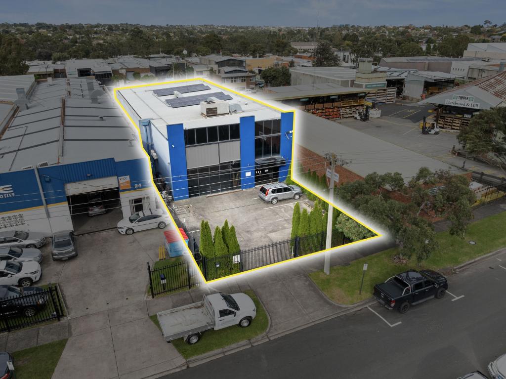 22 MCINTYRE ST, BURWOOD, VIC 3125