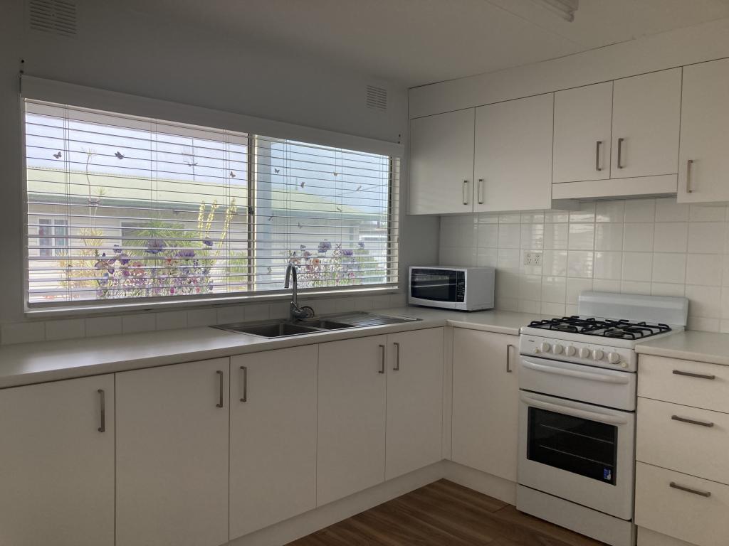 3 Supply Pl, Kincumber South, NSW 2251