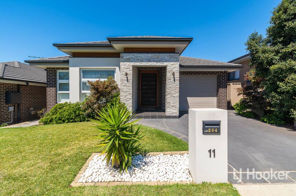 11 Flight Cct, Middleton Grange, NSW 2171