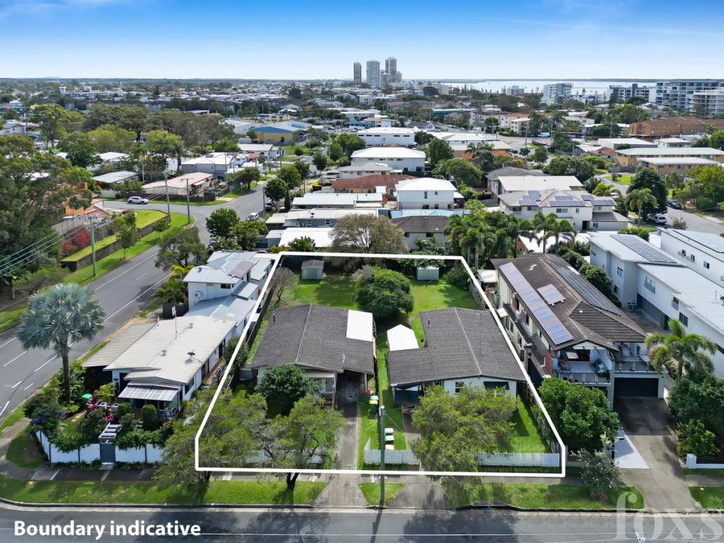 41-43 PARKER ST, LABRADOR, QLD 4215