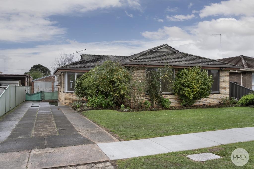 32 Stamford St, Wendouree, VIC 3355