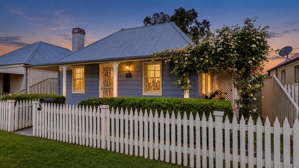 2/16 CHARLES ST, NORTH RICHMOND, NSW 2754