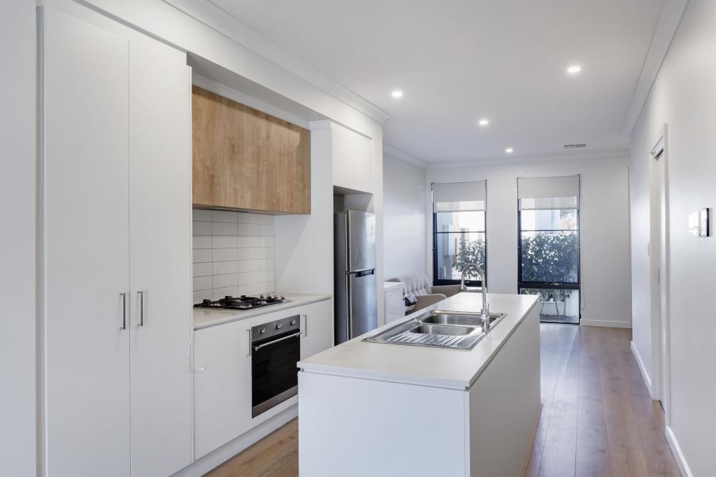 38 Norman Rd, West Lakes, SA 5021