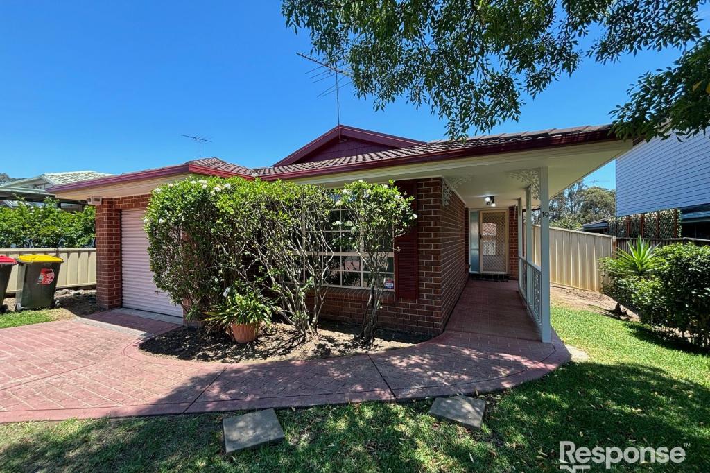 19 Newnham St, Dean Park, NSW 2761