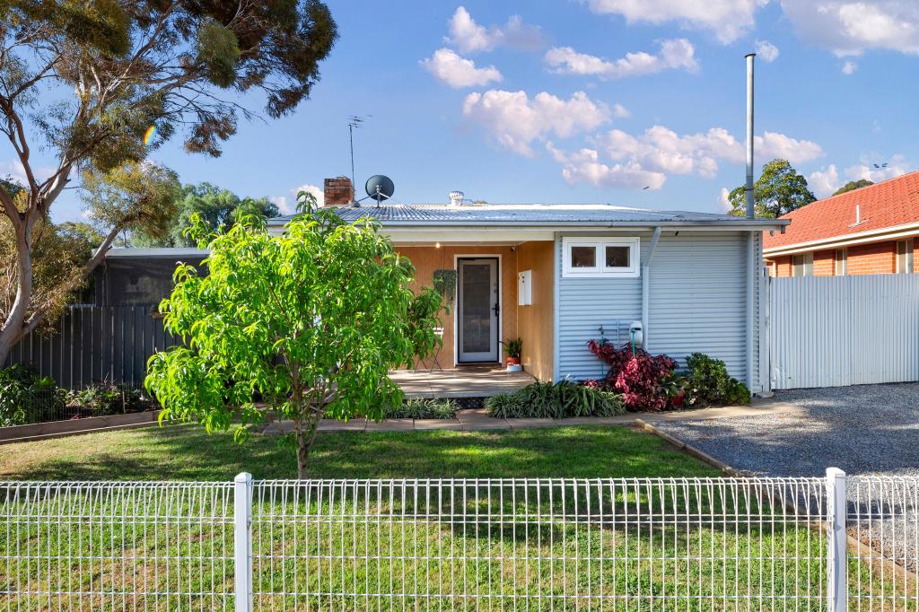 7 Manningford Rd, Elizabeth South, SA 5112