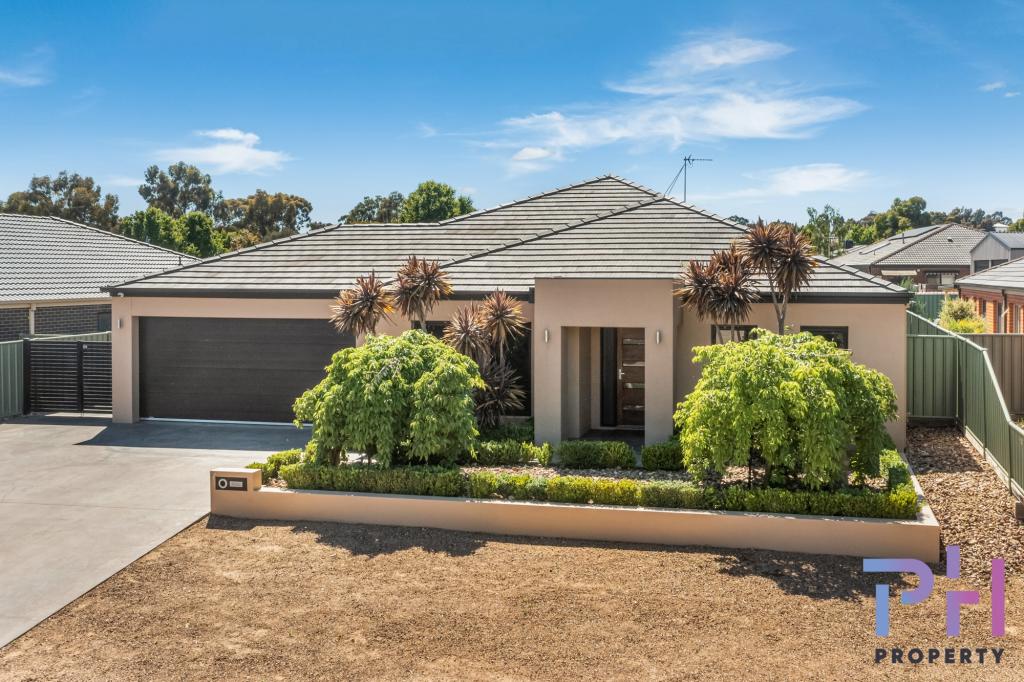 7 Parklands Way, Maiden Gully, VIC 3551