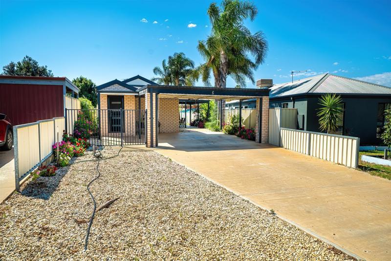 6 Rosedale Ct, Buronga, NSW 2739