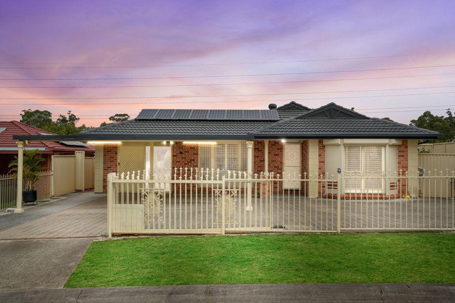 11 Hazeldean Ave, Hebersham, NSW 2770