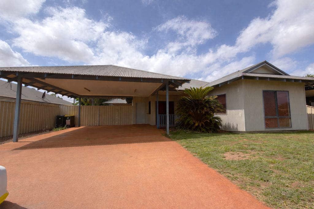 37 Minderoo Ave, South Hedland, WA 6722