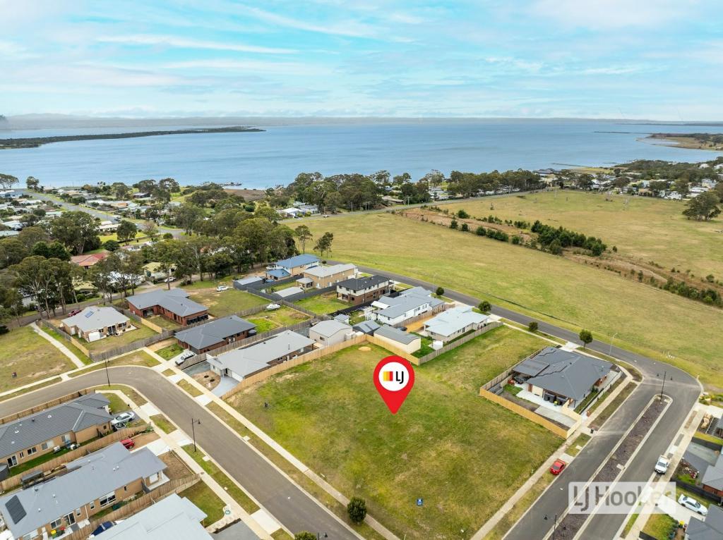 49 Houghton Cres, Eagle Point, VIC 3878