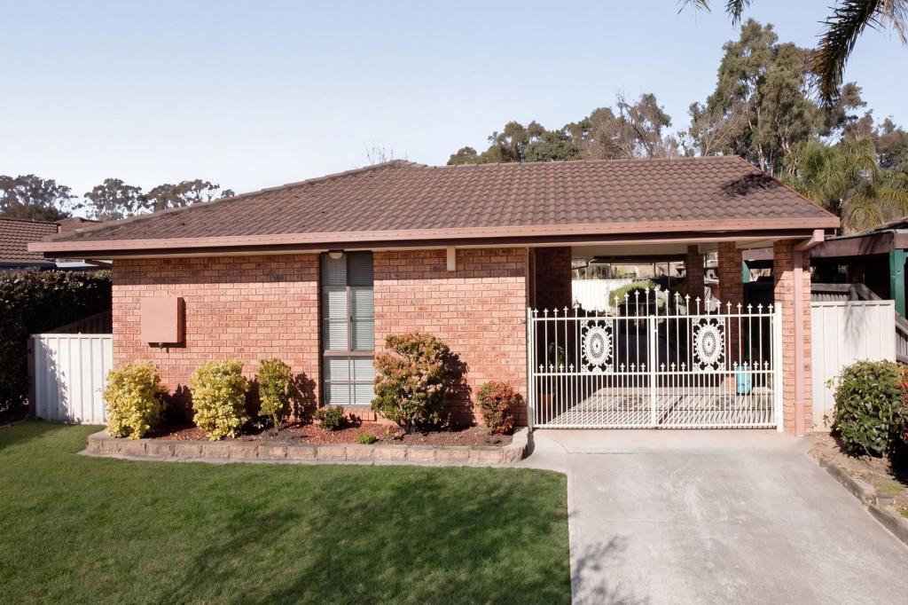 41 FOXWOOD AVE, QUAKERS HILL, NSW 2763