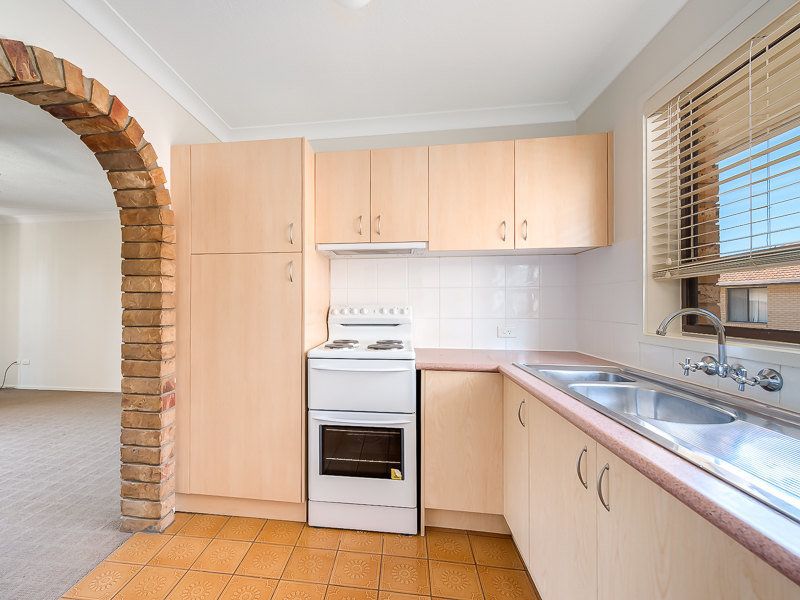 5/3 Angie Ct, Mermaid Waters, QLD 4218