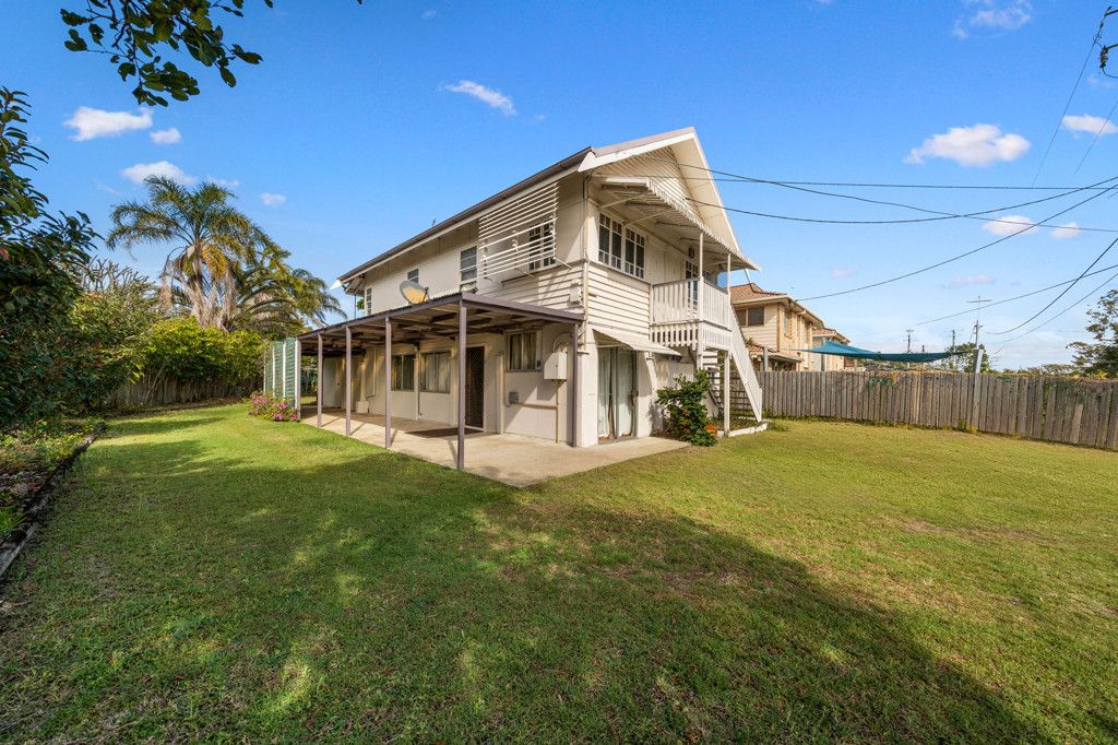 2/1 Ewart St, Clontarf, QLD 4019