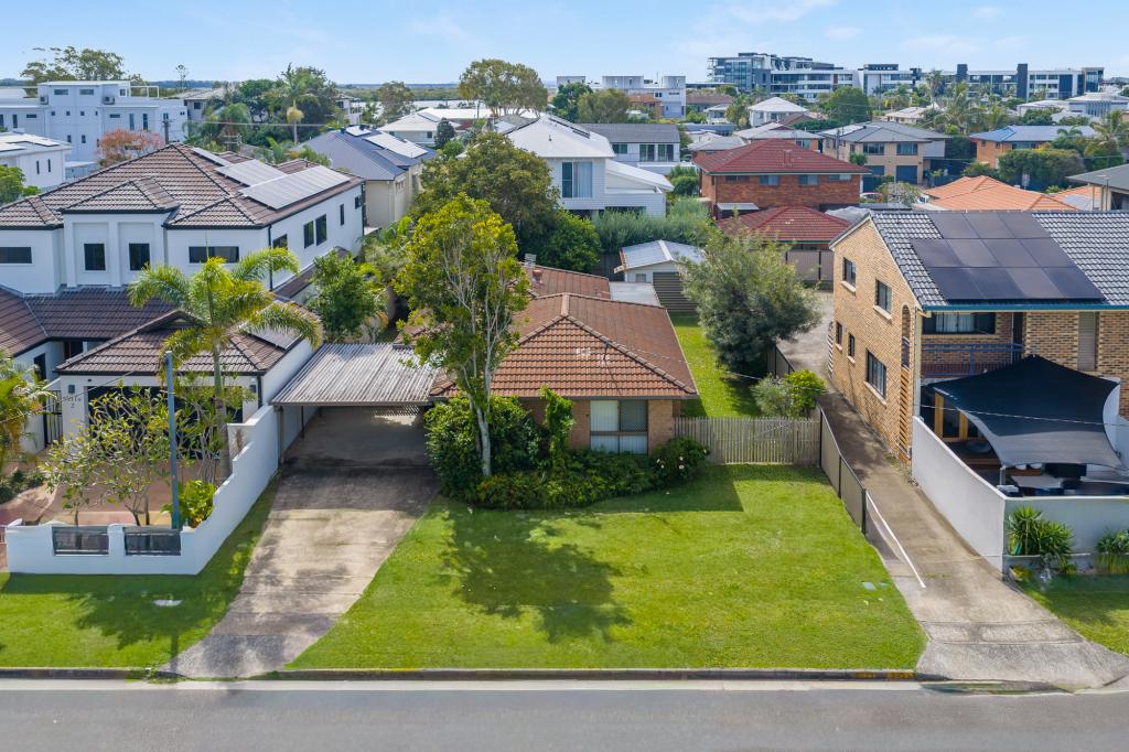 25 Donald Ave, Paradise Point, QLD 4216