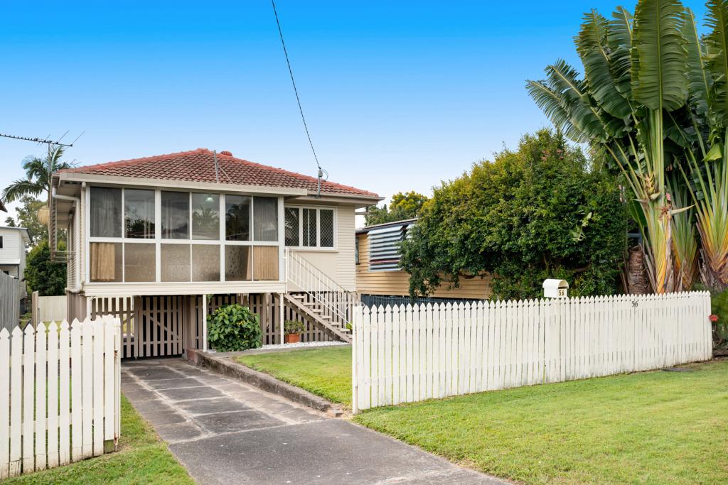 56 Gray St, Carina, QLD 4152