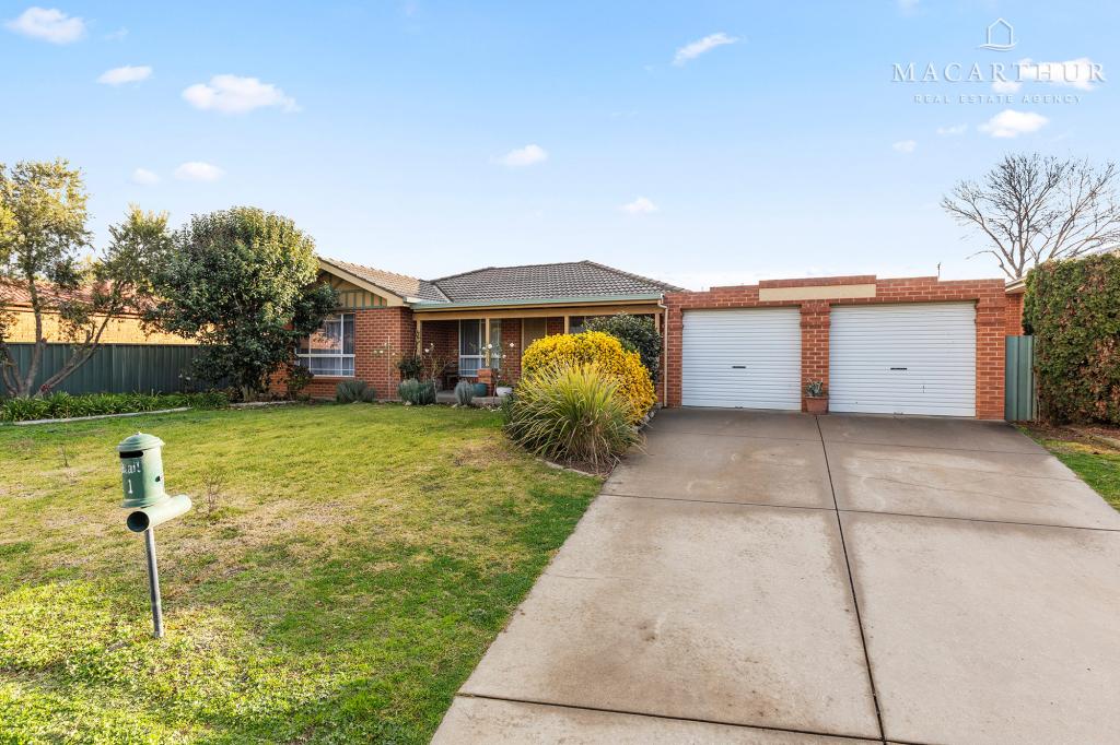 1 Bokara Pl, Glenfield Park, NSW 2650