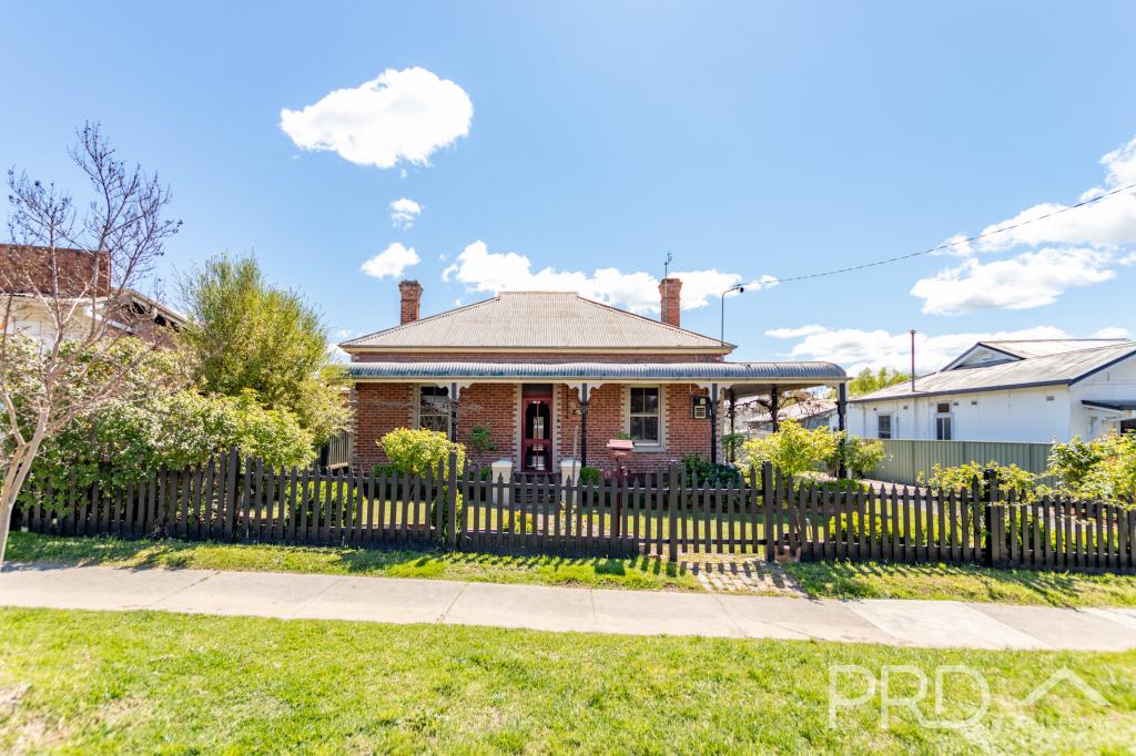 59 Merivale St, Tumut, NSW 2720