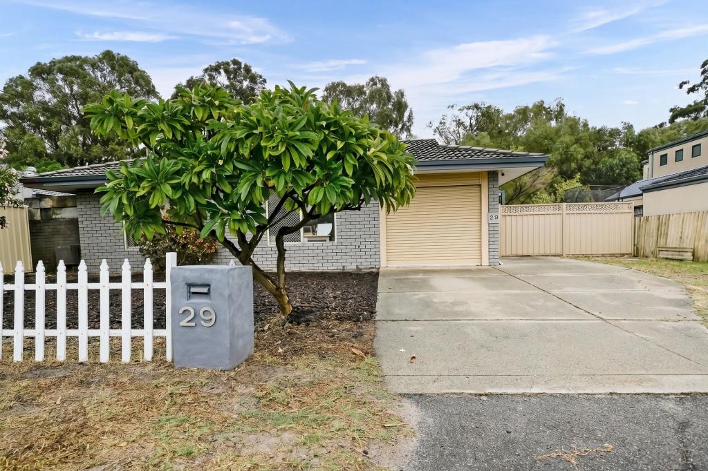 29 Woburn Way, Kelmscott, WA 6111