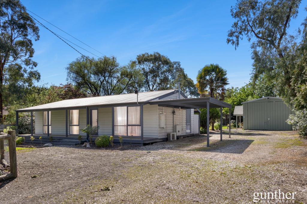 54 ST LEONARDS RD, HEALESVILLE, VIC 3777