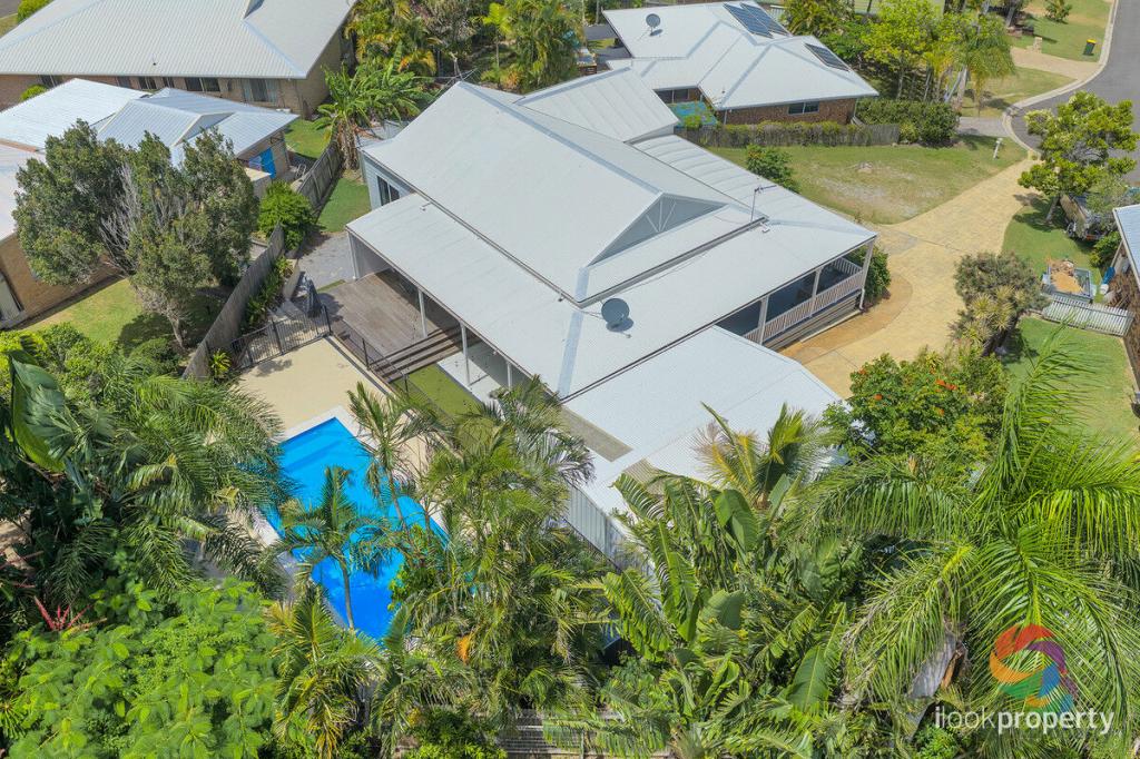 12 CAMBRIDGE CL, TANNUM SANDS, QLD 4680