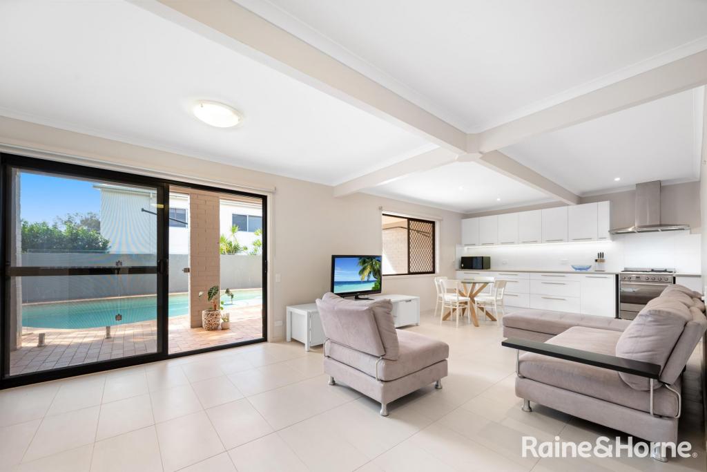 3a Castile St, Indooroopilly, QLD 4068