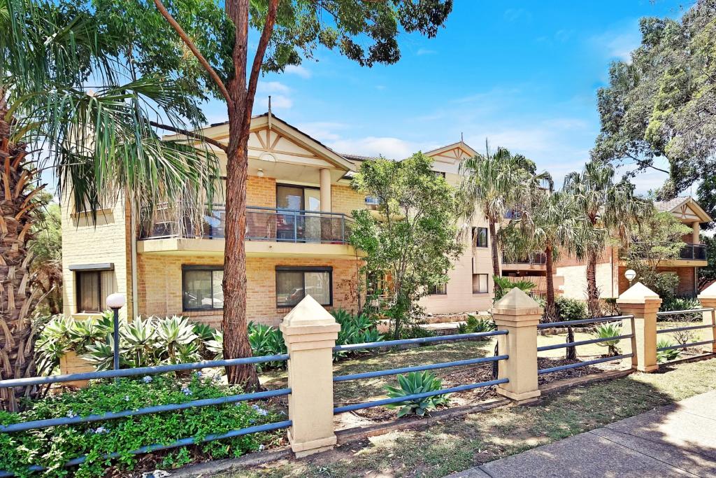 12/34-38 HASSALL ST, WESTMEAD, NSW 2145