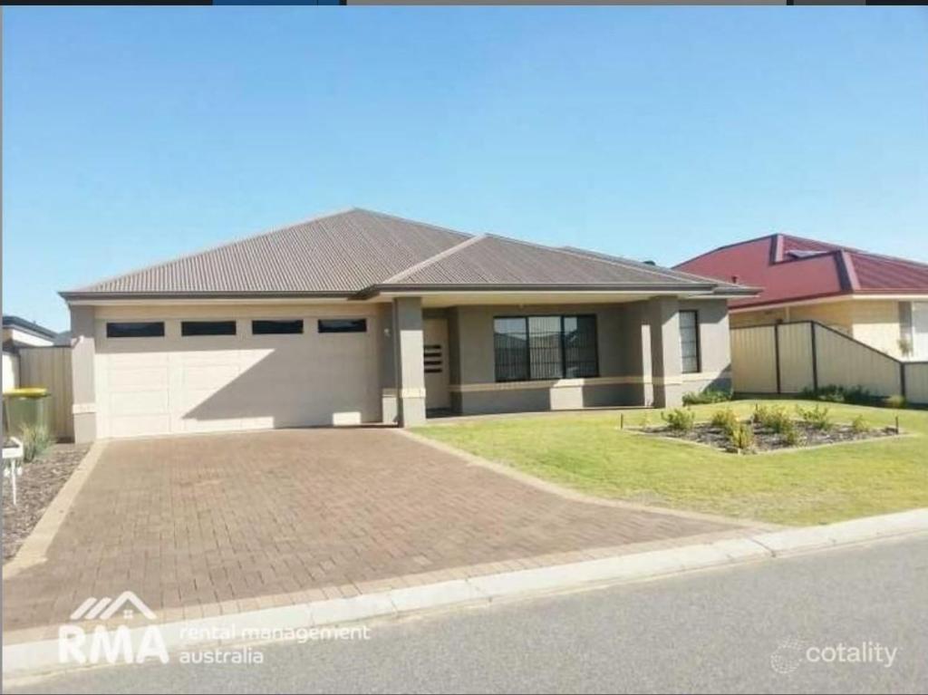 38 St Joseph Fawy, Success, WA 6164