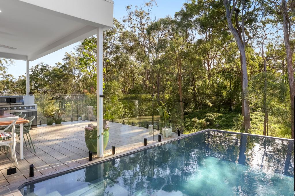 11 Hillsea Ct, Arundel, QLD 4214