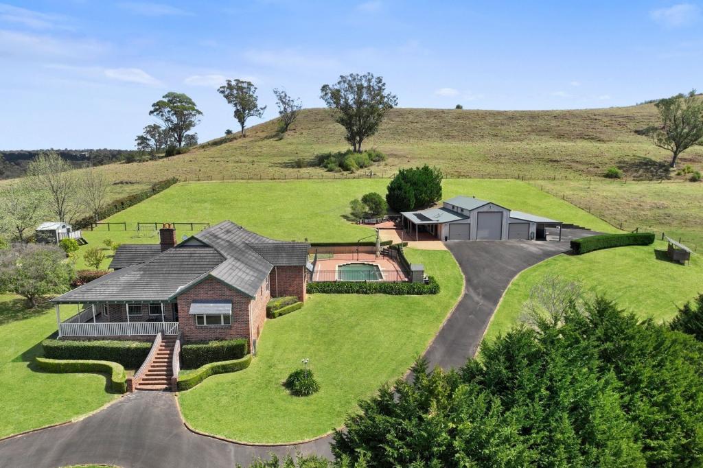 15 Equestrian Dr, Picton, NSW 2571