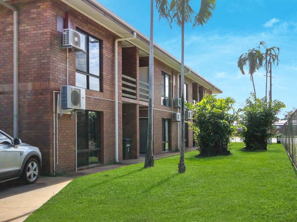 2/10 VICTORIA HWY, KATHERINE, NT 0850