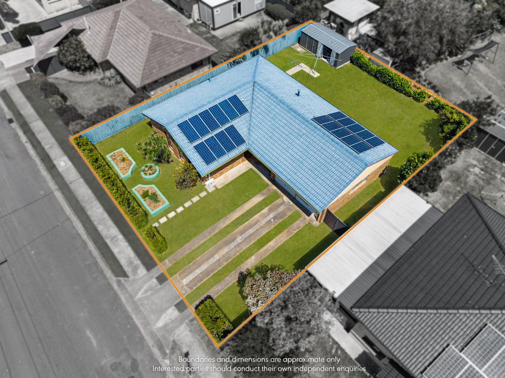 7 Mark St, Kallangur, QLD 4503