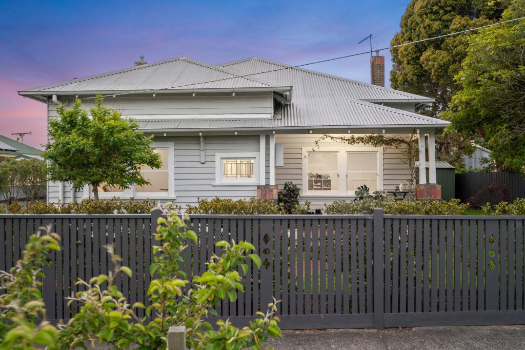 21 Ligar St, Colac, VIC 3250