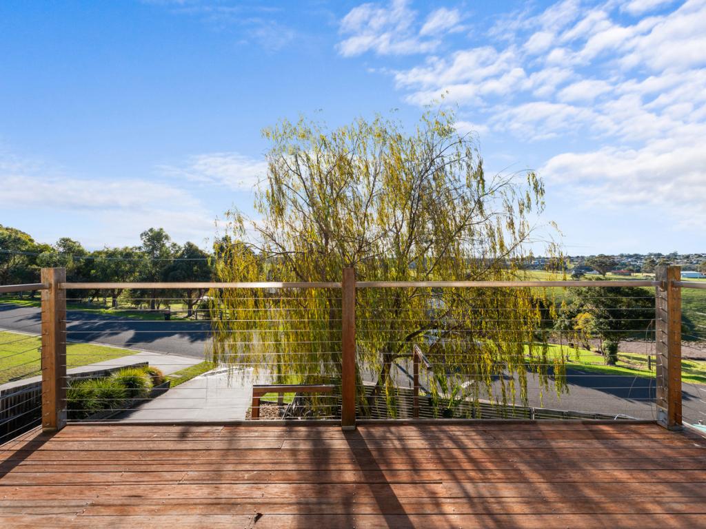 206 Albatross Rd, Kalimna, VIC 3909