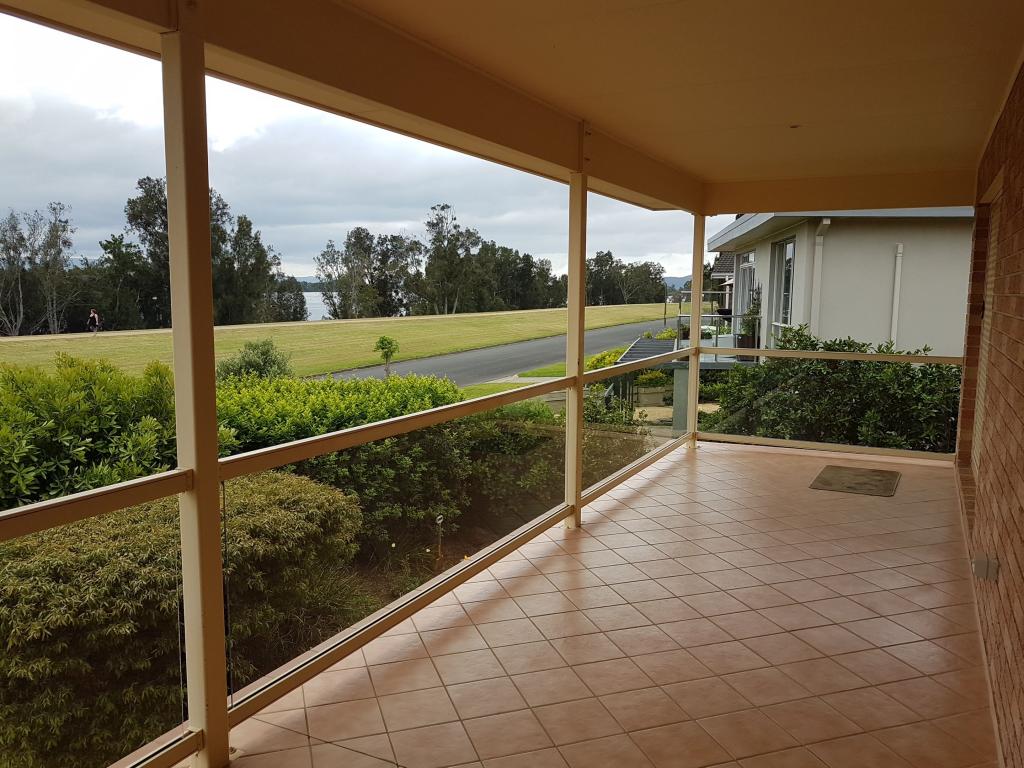 2/14 Riverview Rd, Nowra, NSW 2541