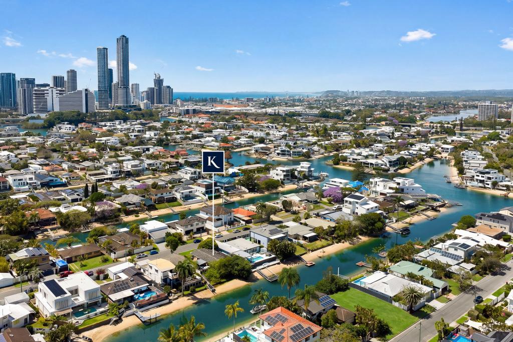 7 Summerland Key, Broadbeach Waters, QLD 4218