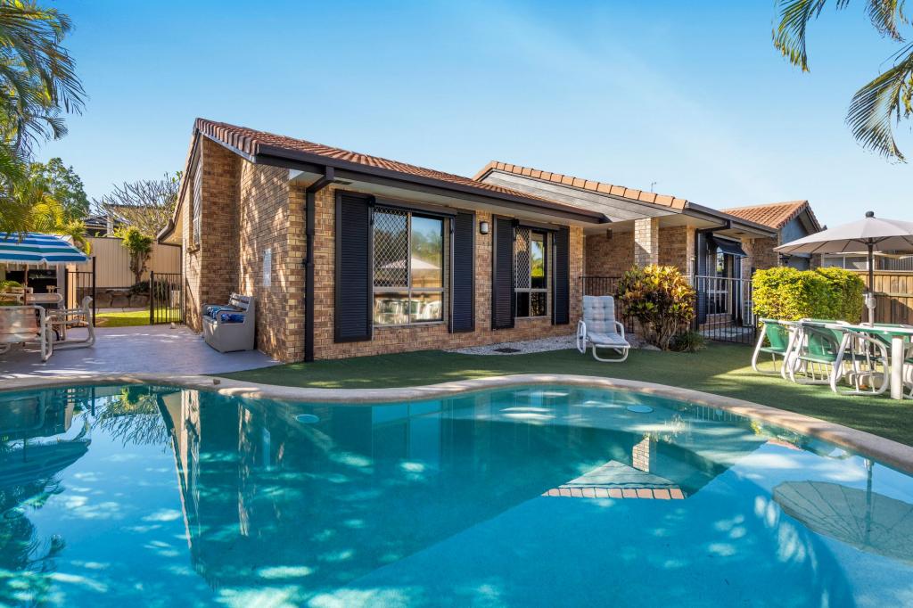 17 Open Dr, Arundel, QLD 4214