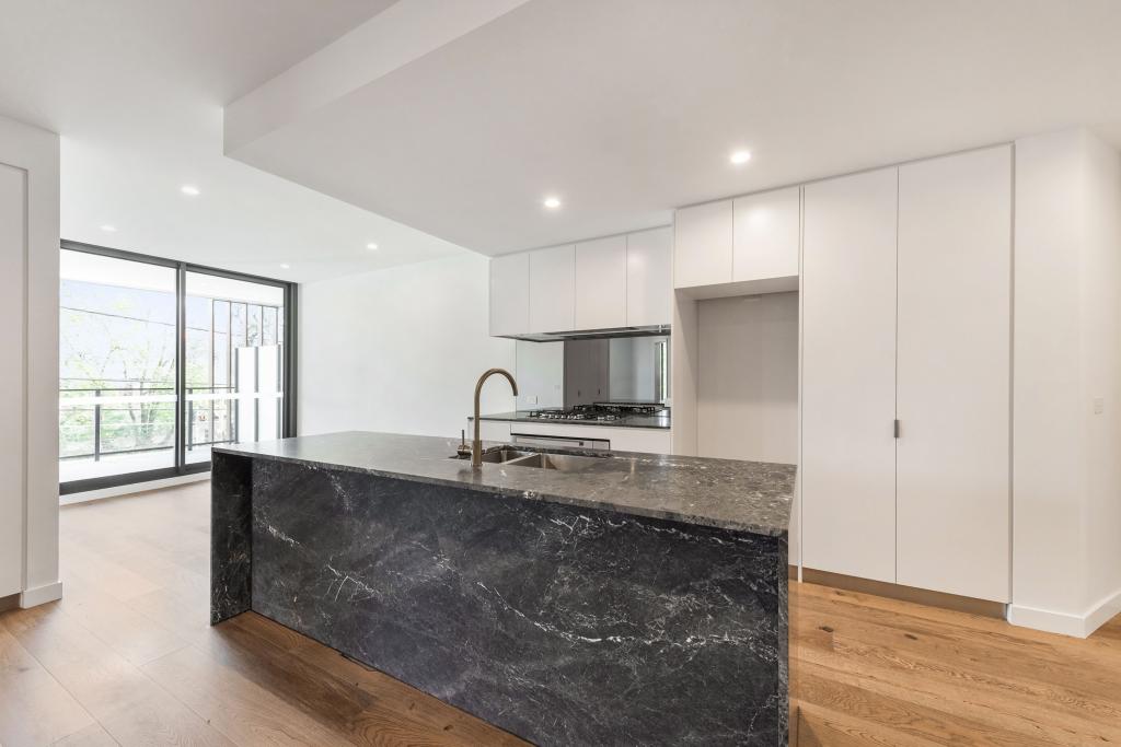 112/1 Lusher Rd, Croydon, VIC 3136