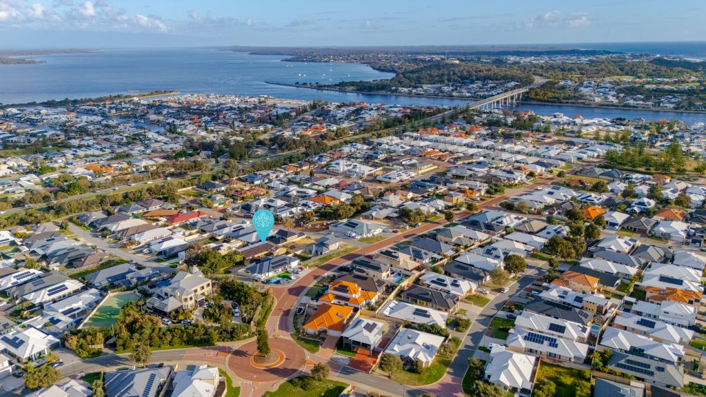 4 RICHVIEW RMBL, WANNANUP, WA 6210