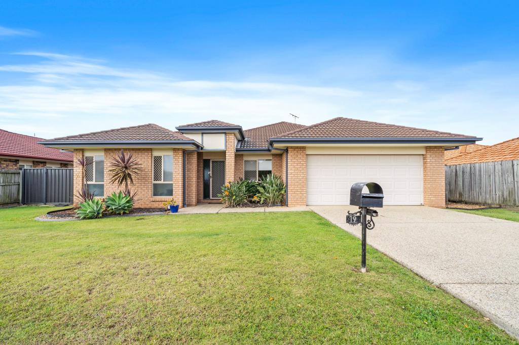 19 Bella Vista Cct, Edens Landing, QLD 4207