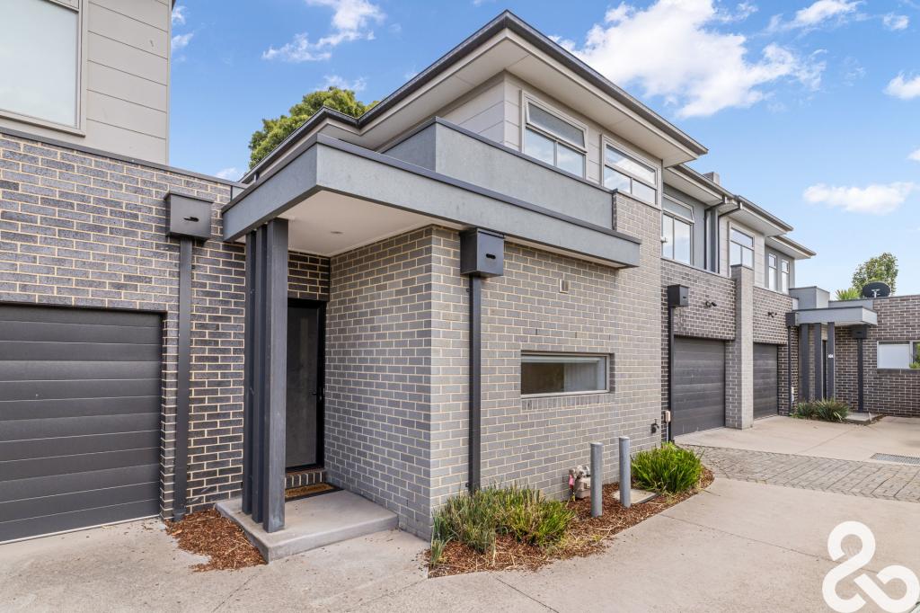 2/30 Mcmahon Rd, Reservoir, VIC 3073