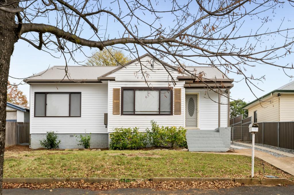 25 Maxwell Ave, Orange, NSW 2800