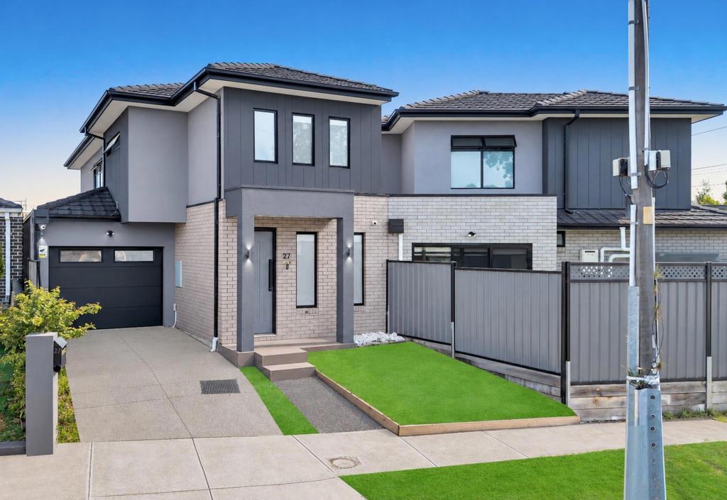 27 Pyalong Cres, Dallas, VIC 3047
