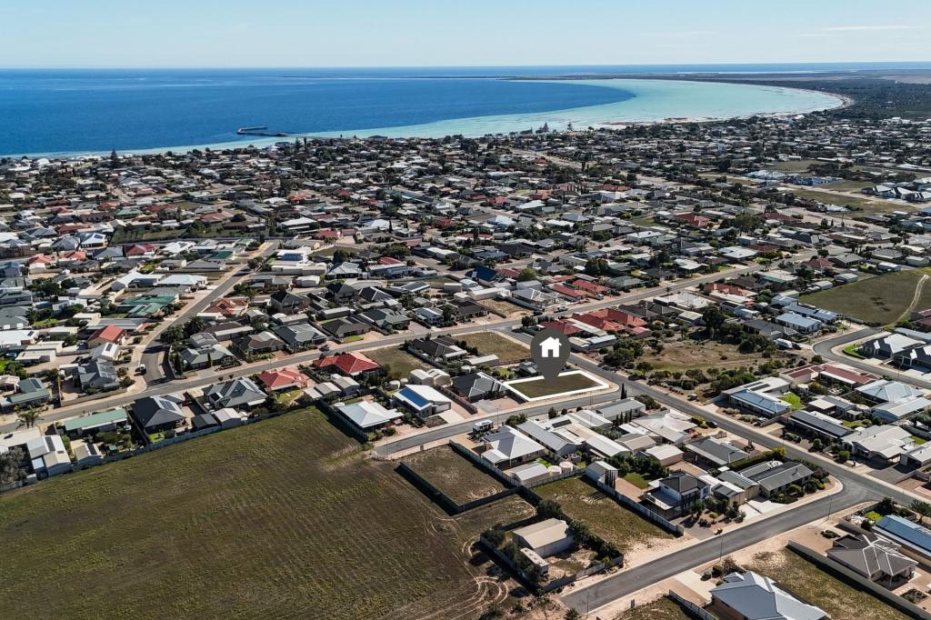 4 Loller St, Moonta Bay, SA 5558