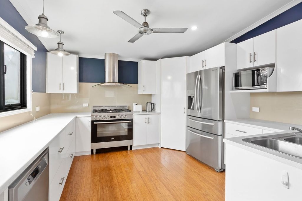 123 West St, Allenstown, QLD 4700