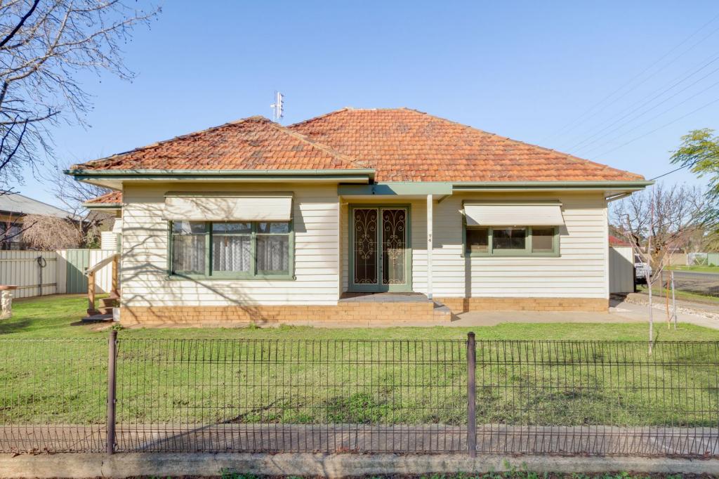 74 Michie St, Elmore, VIC 3558