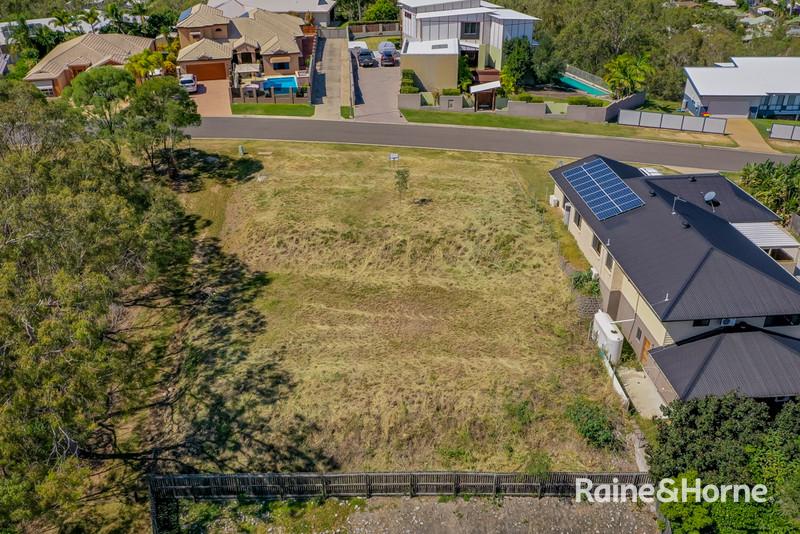 9 Dolphin Tce, South Gladstone, QLD 4680